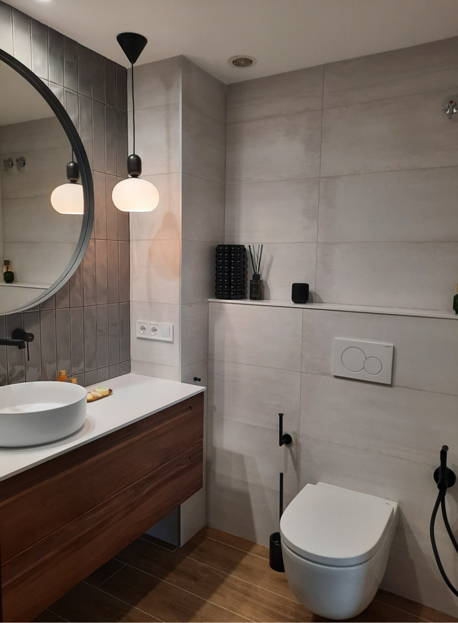 Reforma baño moderno L'aeixeta