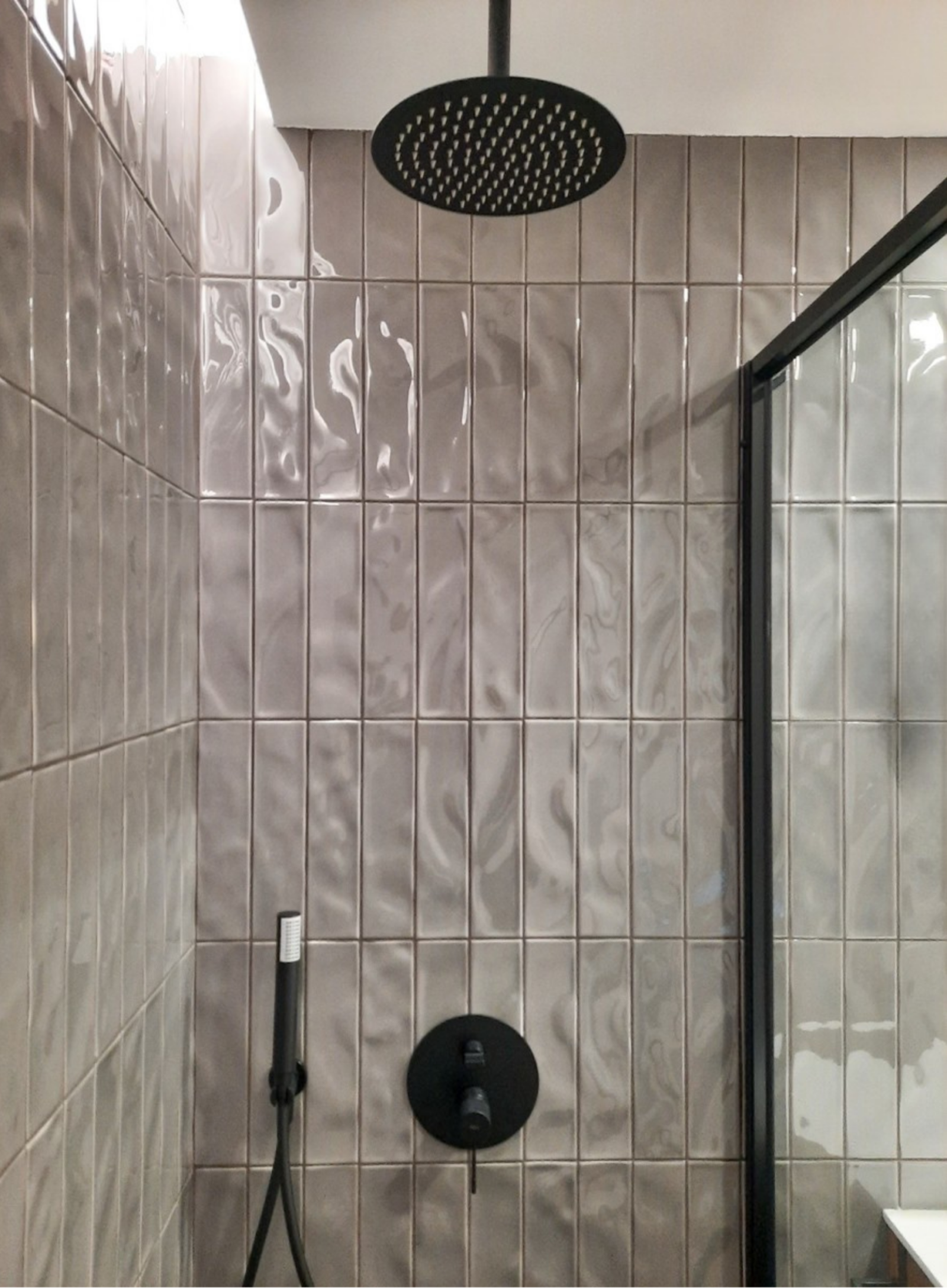 Reforma baño moderno L'aeixeta